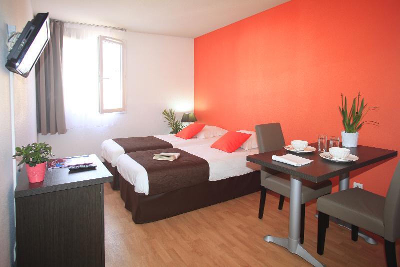 Zenitude Hôtel-Résidences Le Tholonet Esterno foto